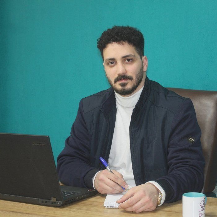 دکتر سید حسین حسینی