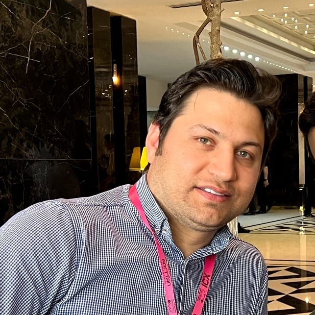 دکتر بهزاد حمزه ئی