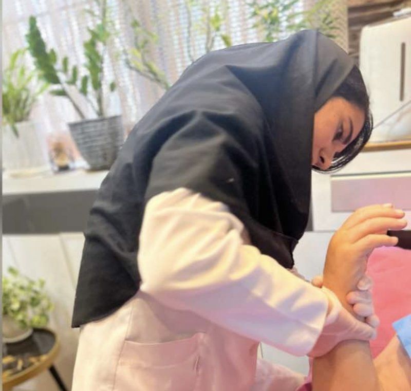 فاطمه زهرا قیصری فیزیوتراپیست و لنفوتراپیست