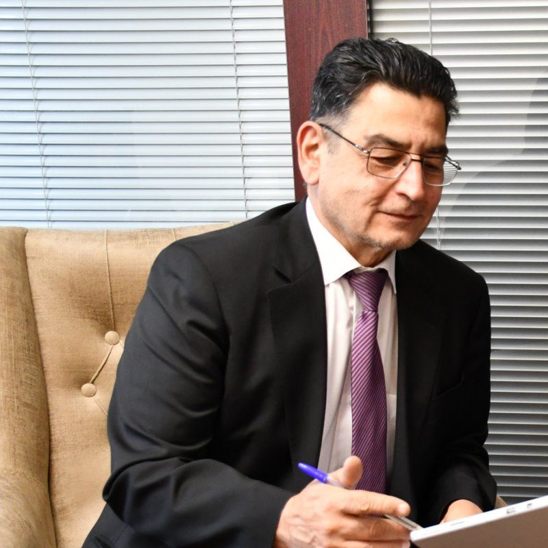 دکتر امین پیرایه گر