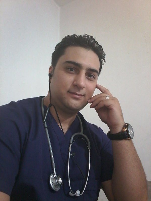 دکتر میعاد نیکیان