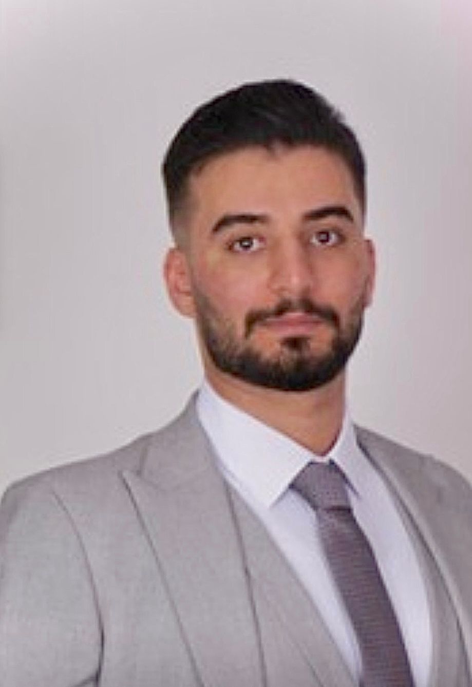 سجاد کرامتی رستمی رزیدنت تخصصی پوست،مو،زیبایی