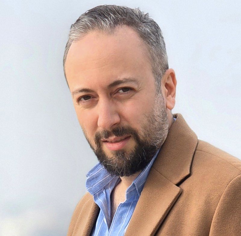 دکتر سیروس بیژن فر