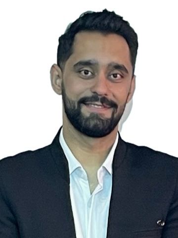 علی سعیدی عموئی دکترای حرفه‌ای پزشکی