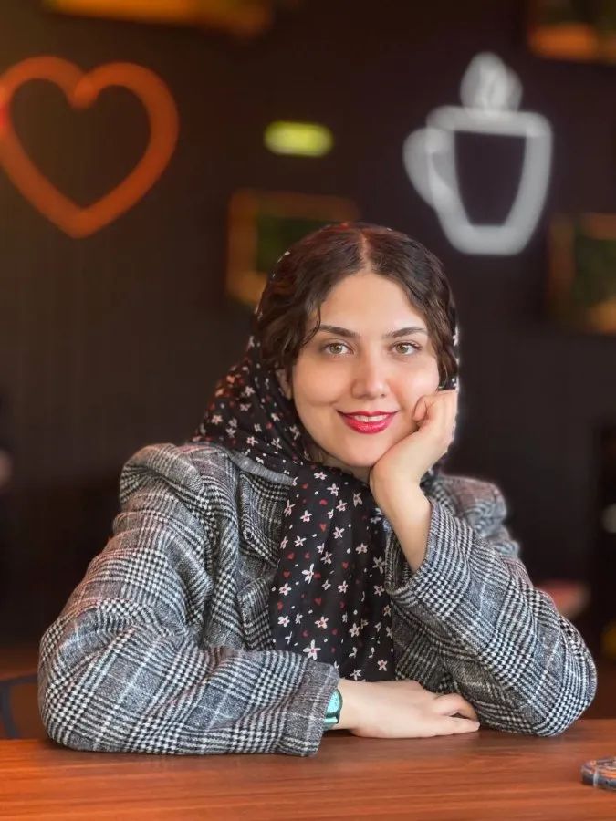 الهام سعیدی پور کارشناس مامایی