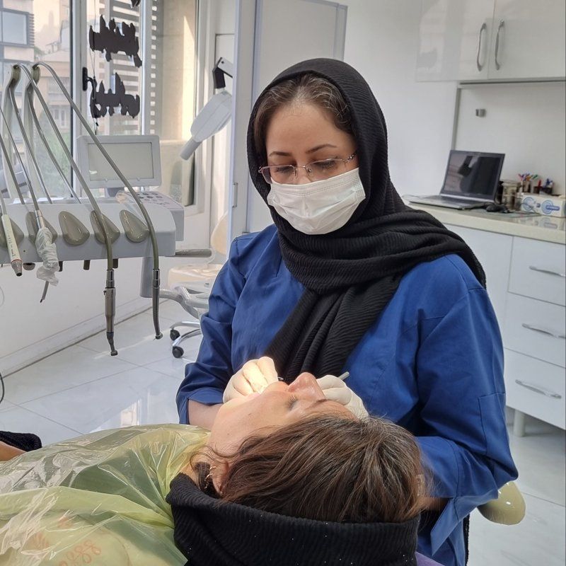 دکتر بیتا مدبّر