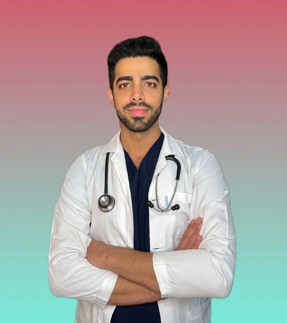 وحید مساح زاده متخصص جراحی عمومی و جراحی های زیبایی( بلفاروپلاستی، ابدومینوپلاستی و بوتاکس تخصصی  و فیلر و... ) - انواع جراحی های شکم، کیسه صفرا، فتق،...
