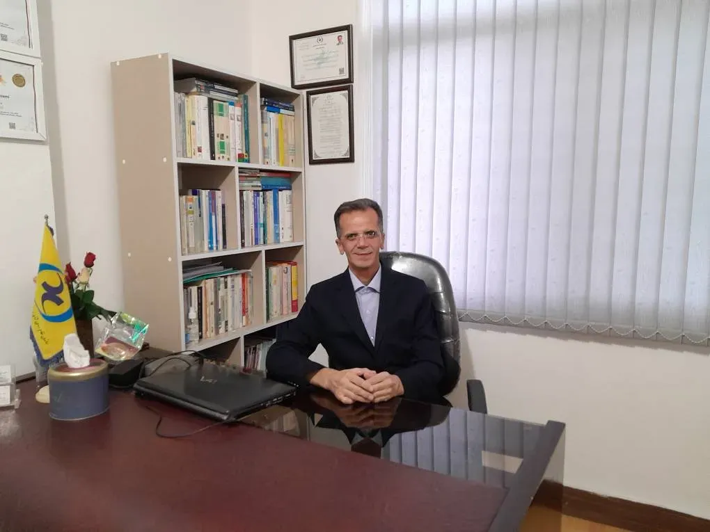 نقی رهنمای نهزمی متخصص روانشناسی