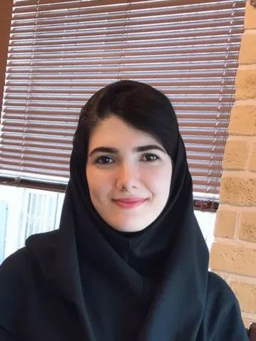 سیده ماندانا اشکان بیماری های داخلی، زنان ، اطفال و انواع پروسیجر های سوراخ کردن گوش، کشیدن ناخن و …