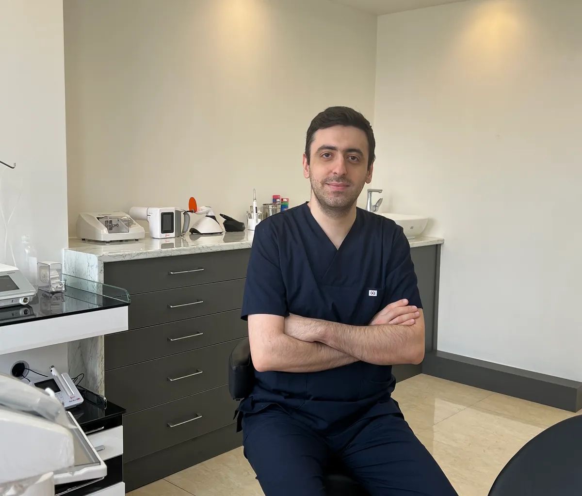 سیدعطا مرتضوی میلانی دکترای دندانپزشکی