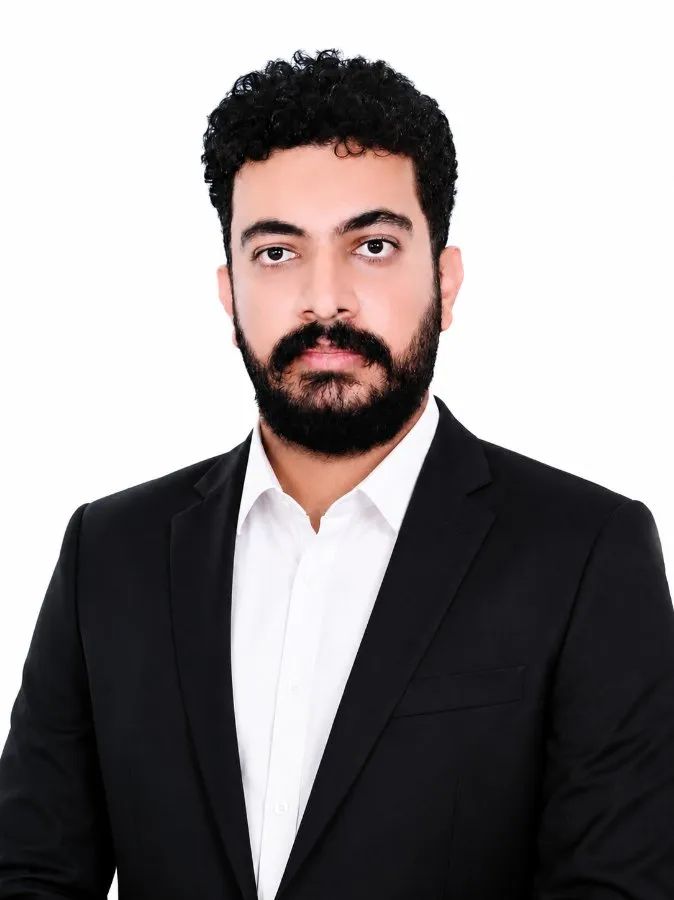 حسین فتحی هفشجانی دکترای پزشکی