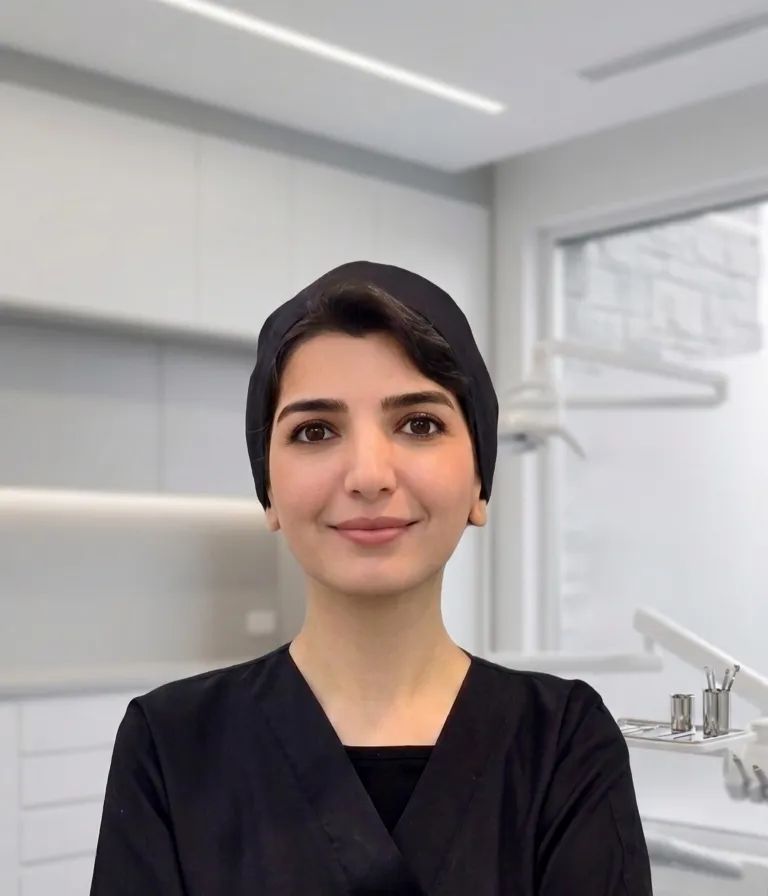 دکتر گلنوش علی محمدی دکترای دندانپزشکی