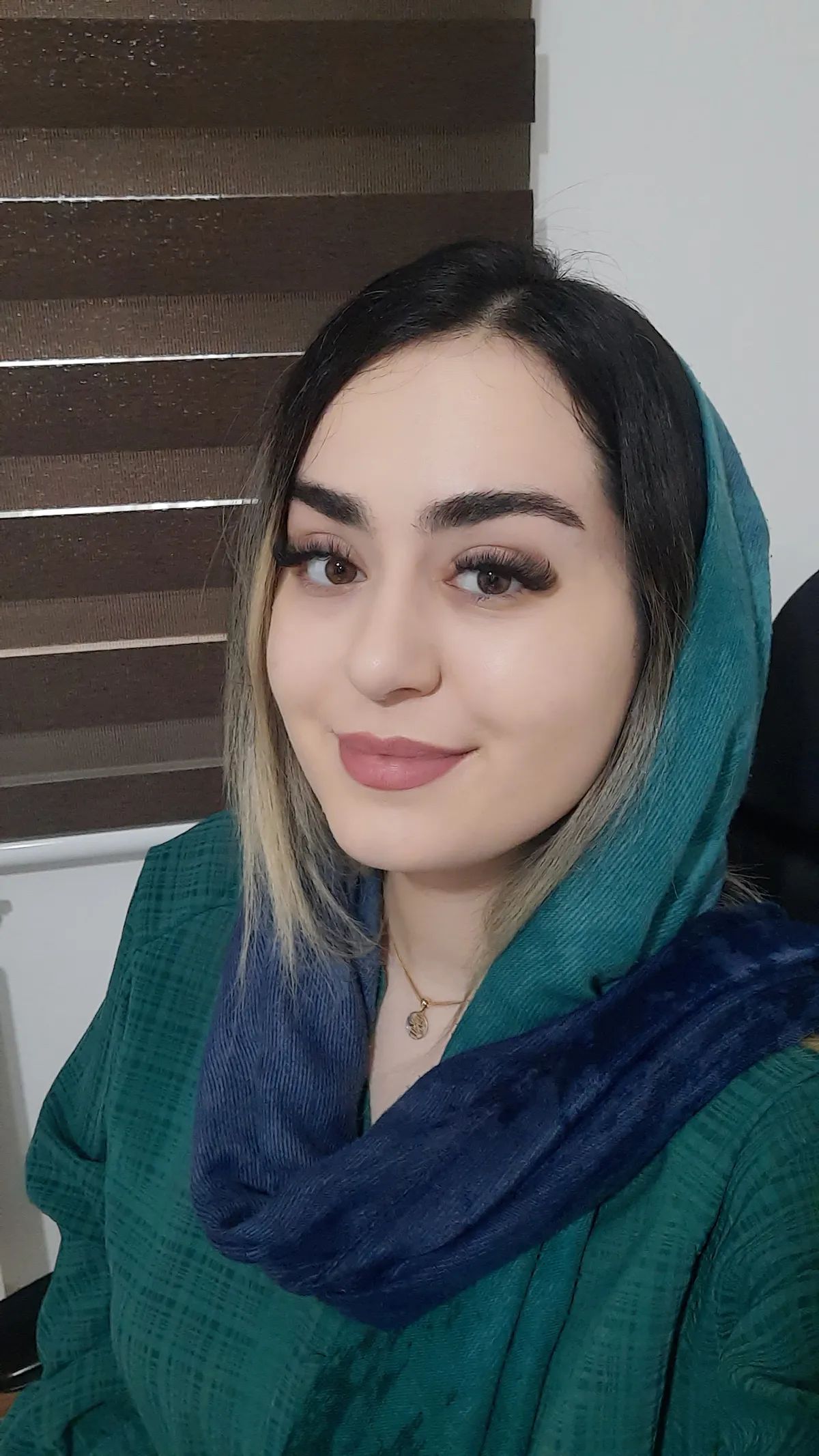 سیده پرنیان شاکری کارشناسی گفتاردرمانی