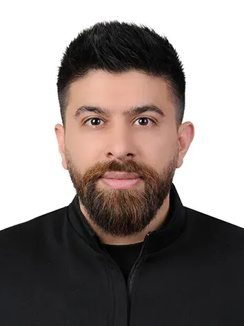 فربد صاحبی تبار دکترای حرفه‌ای دندانپزشکی -  انواع ایمپلنت - لمینت - بلیچینگ