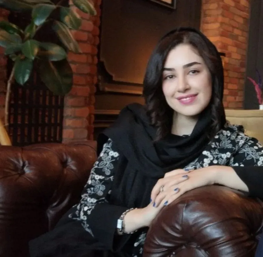 ساینا محمدزاده بینا کارشناس ارشد روانشناسی عمومی