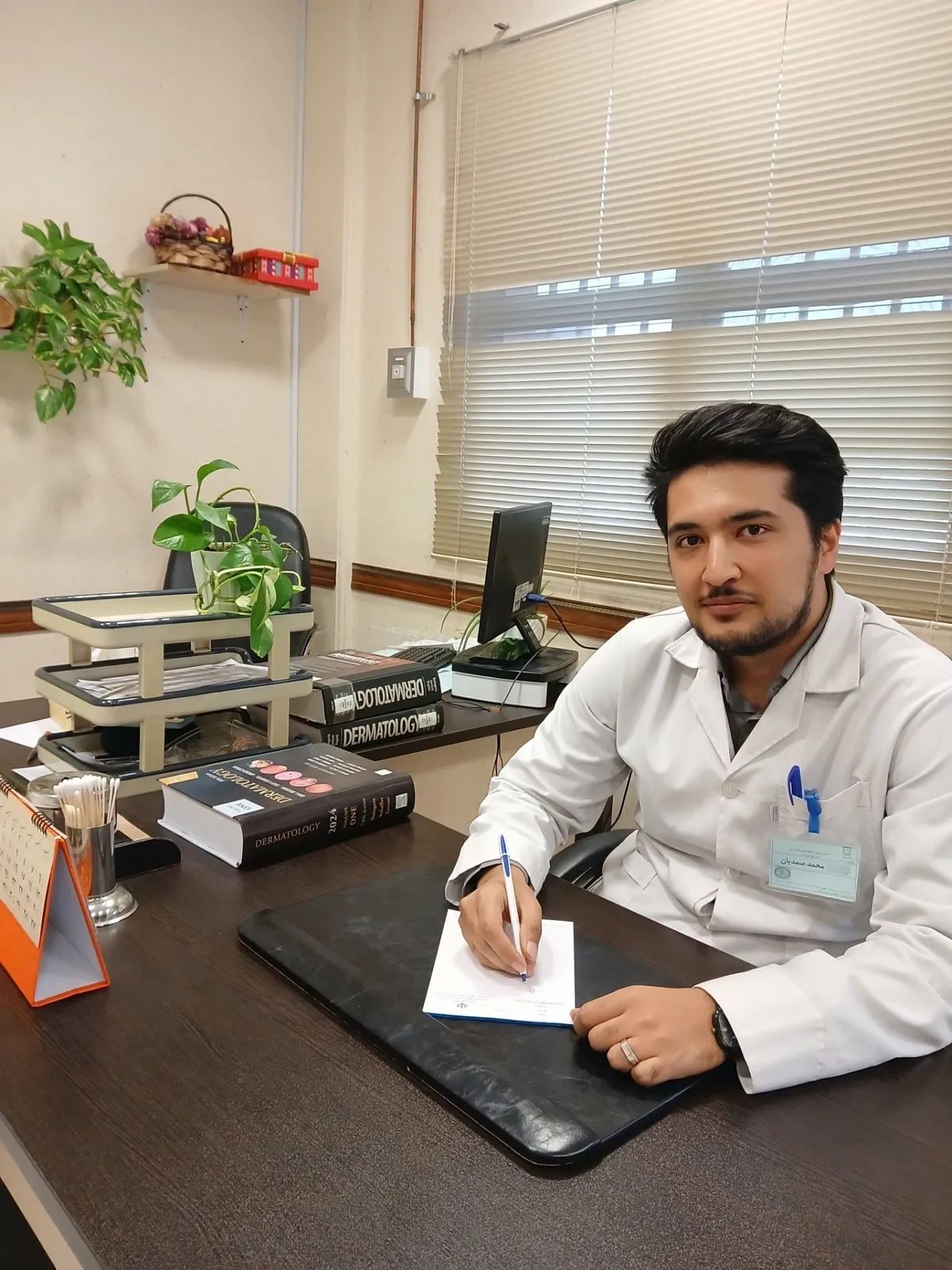 محمد صمدیان باروق دکترای حرفه‌ای پزشکی