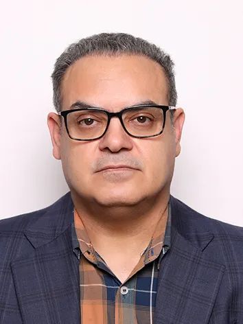 دکتر موسی دهاز فوق متخصص جراحی پلاستیک، ترمیمی و سوختگی, متخصص جراحی عمومی, دکترای حرفه ای پزشکی