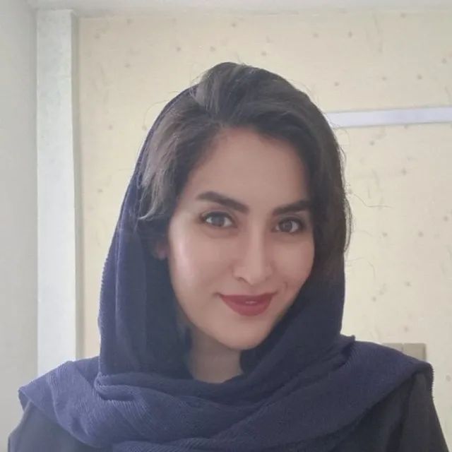 مائده امینی دکترای حرفه‌ای دندانپزشکی