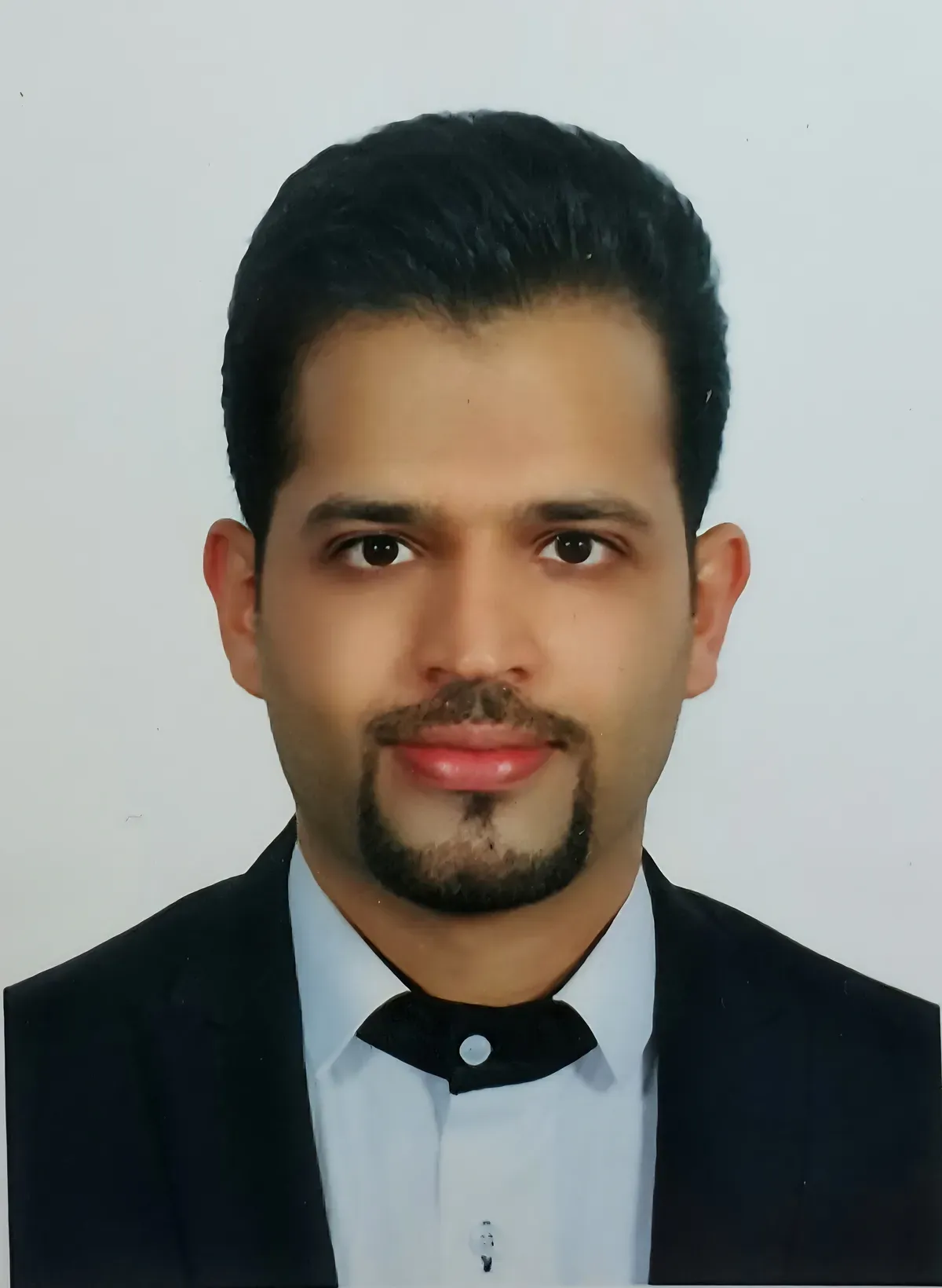 امیر ادیبی فرد دکترای تخصصی (Ph.D) طب سنتی ایرانی
