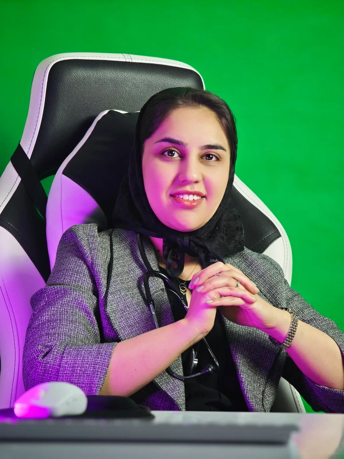 دکتر نگار کوچکی دکترای پزشکی