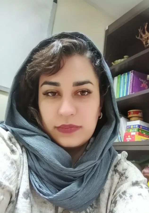 فاطمه عرب پور شیراز کارشناس ارشد روانشناسی بالینی