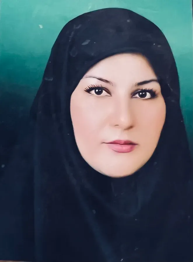 نسرین طاهریان کارشناس مامایی