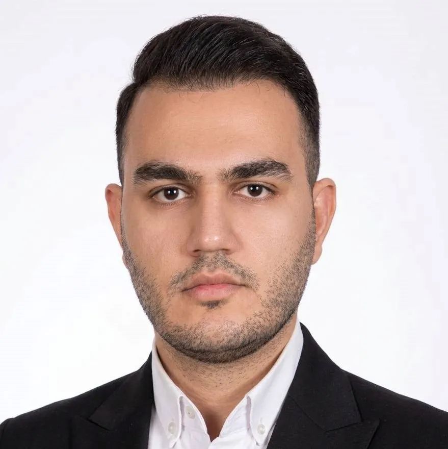 محمدجواد ذاکراستقامتی دکترای حرفه‌ای پزشکی