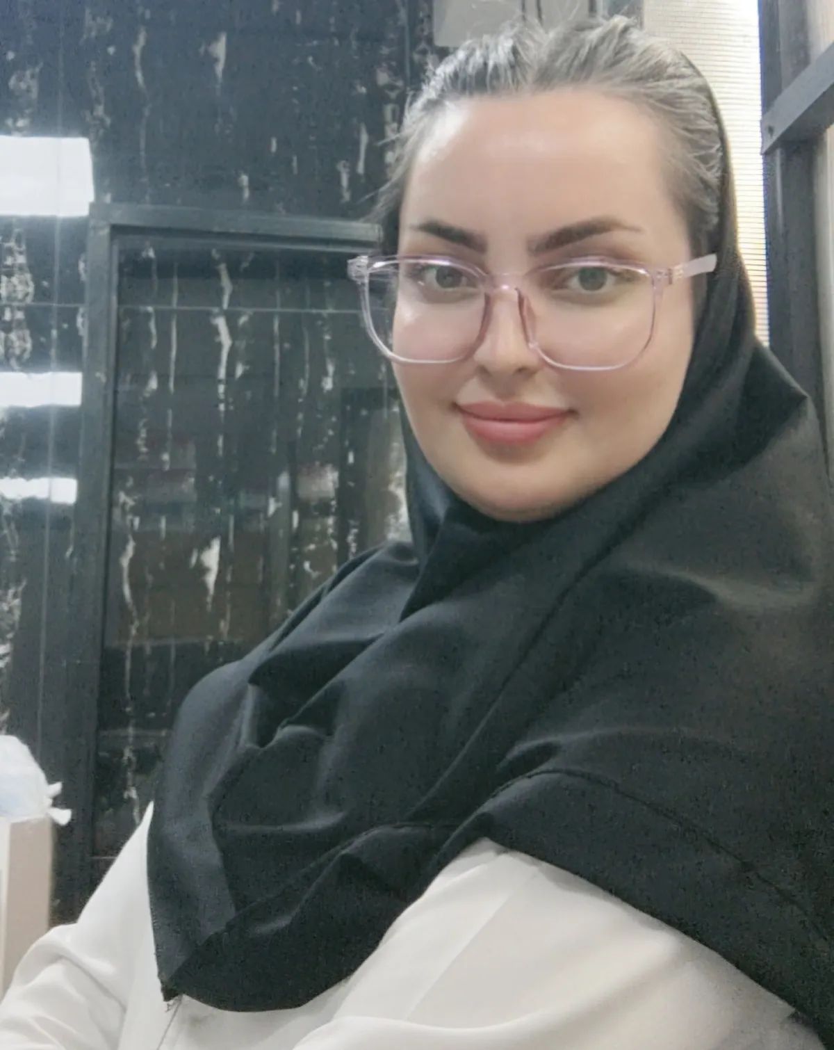 فاطمه دهنوئی کارشناسی مامایی-اختلالات جنسی-بهبود روابط جنسی-مشاوره بارداری-زگیل تناسلی- عفونت های تناسلی - مشاوره ازدواج
