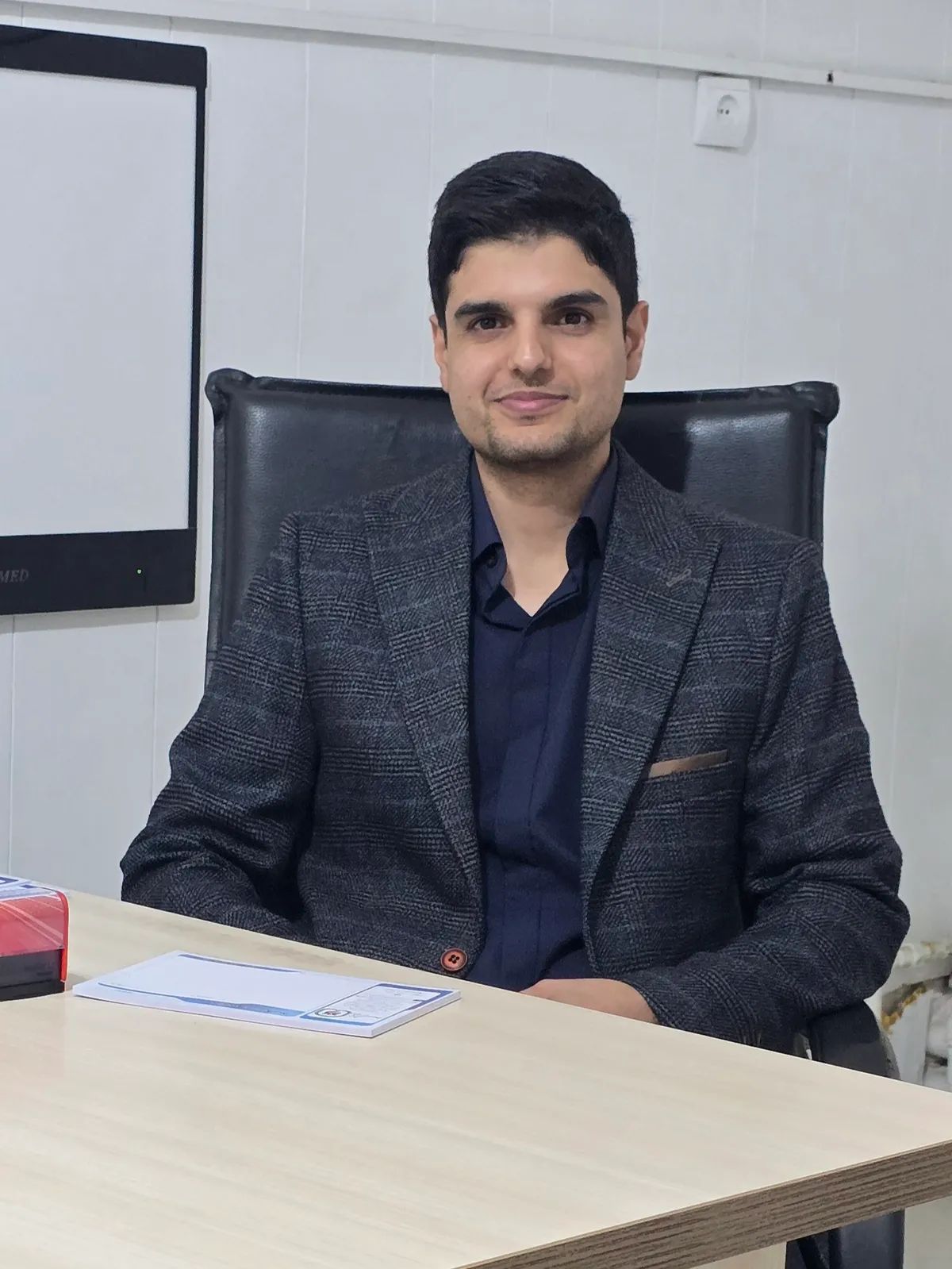 کیوان اسدی متخصص ارتوپدی, متخصص ارتوپدی