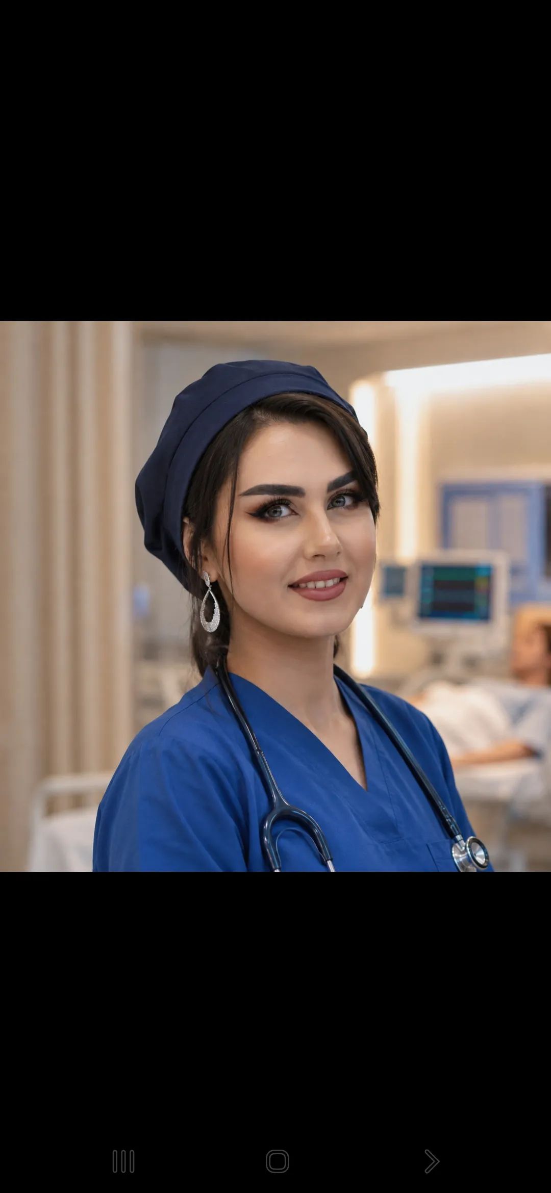 سلما یحیی زاده کارشناس مامایی