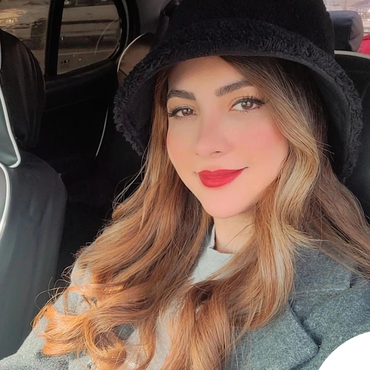 سارا مقیم زاده کارشناس فیزیوتراپی