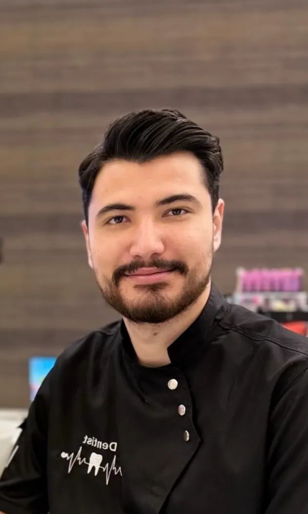 سجاد پورمحمد دکترای دندانپزشکی