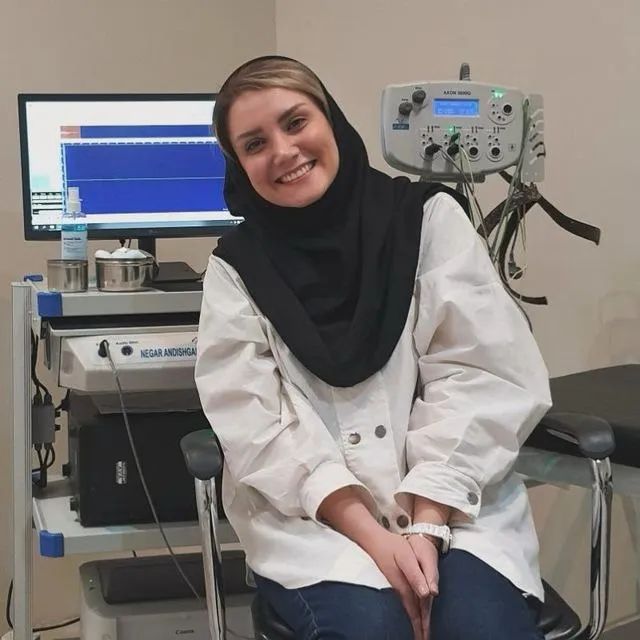 دکتر مهسا هدایتی نوجوکامبری متخصص بیماریهای مغز و اعصاب