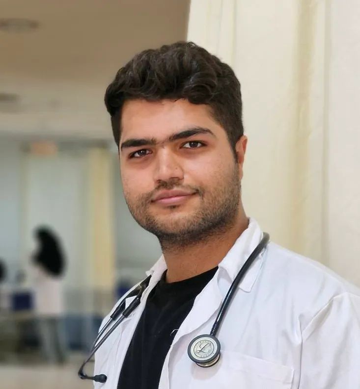 عباس سیاهی اتابکی دکترای پزشکی