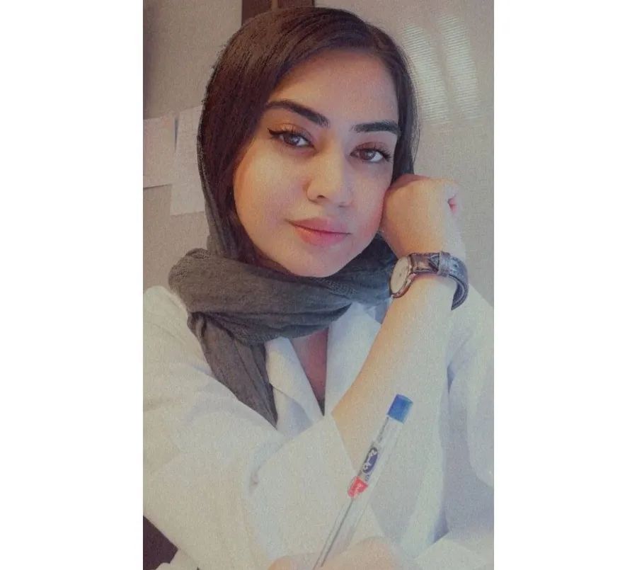 الهه مرادی کارشناس مامایی