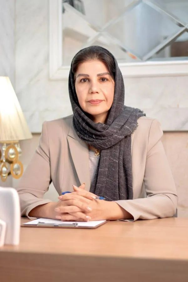 آمنه درویشی متخصص بیماریهای عفونی و گرمسیری