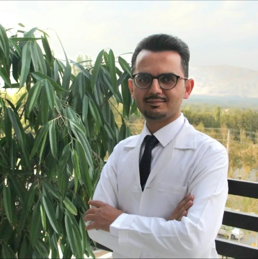 دکتر حسن یوسفی دکترای دندانپزشکی
