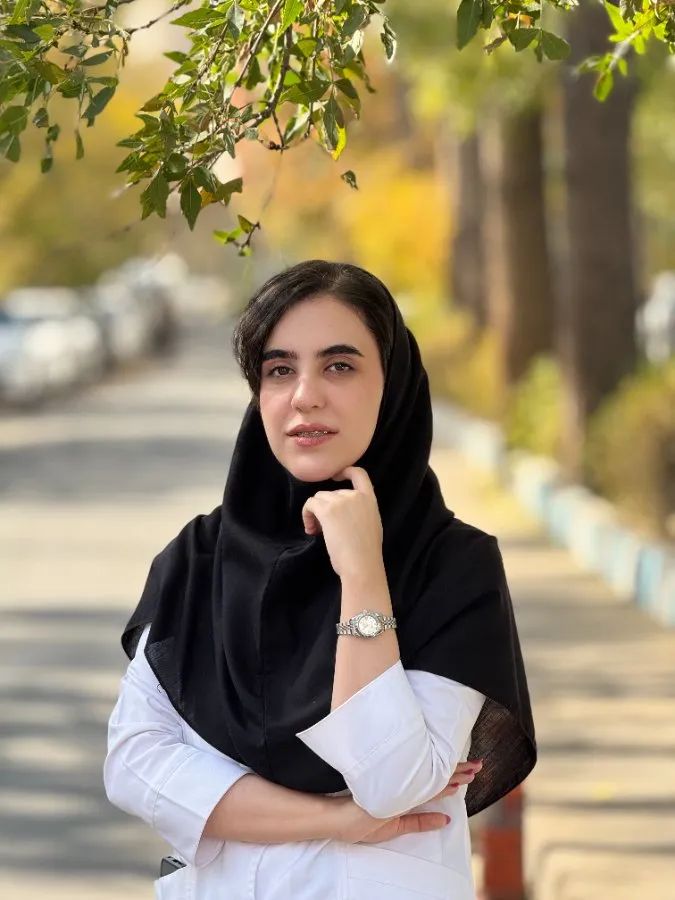سارا ضمیری کارشناس فیزیوتراپی