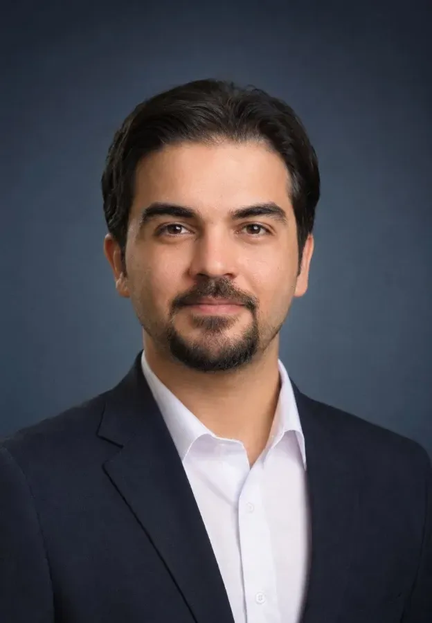 دکتر پیمان مقدم شاد فلوشیپ رادیولوژی مداخله ای, متخصص رادیولوژی, دکترای پزشکی
