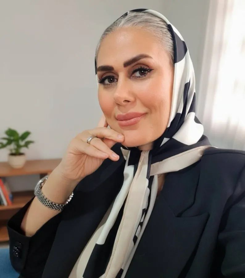 سمیه خلعتبری لیماکی کارشناس ارشد روانشناسی بالینی