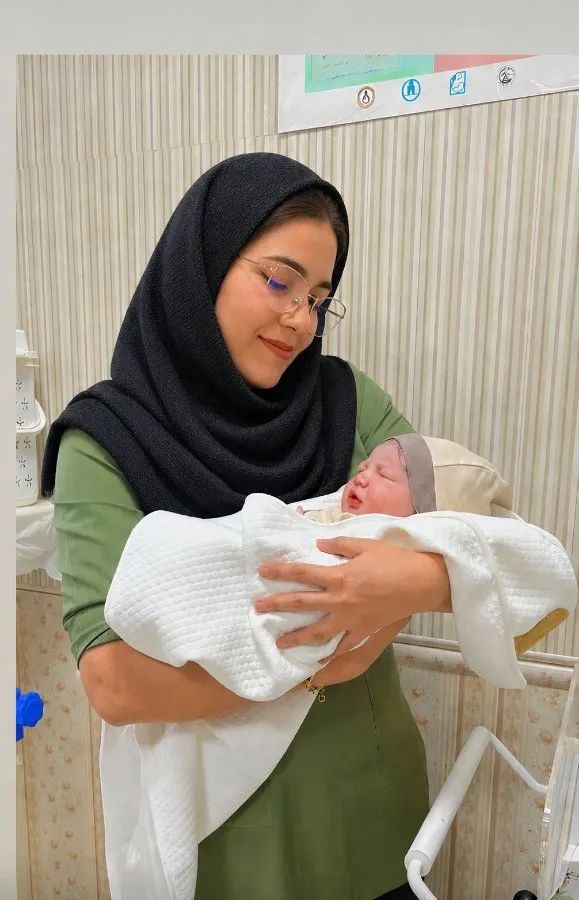 مهدیه محمدی متخصص زنان و زایمان, دکترای پزشکی
