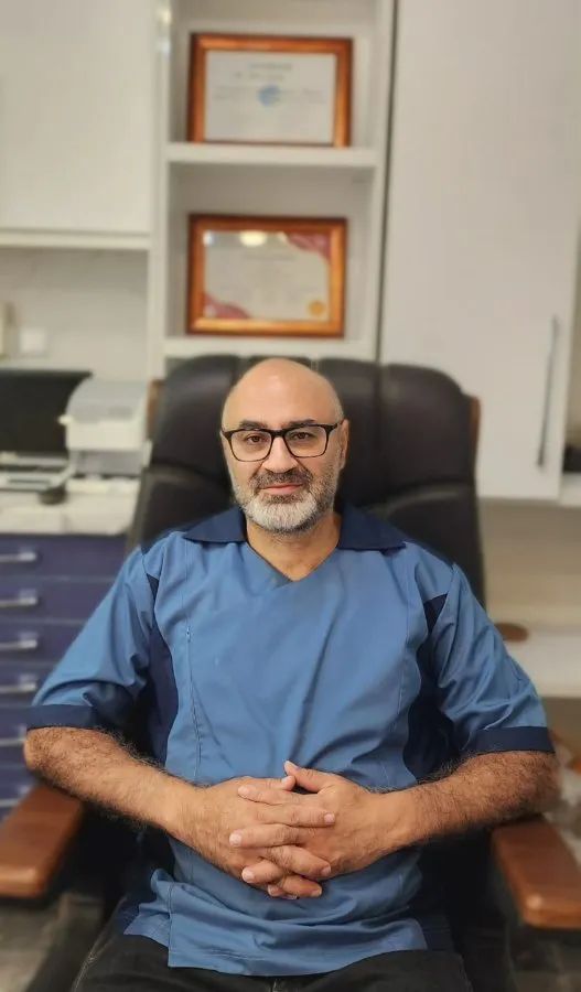 دکتر نیما اسدیان دکترای دندانپزشکی