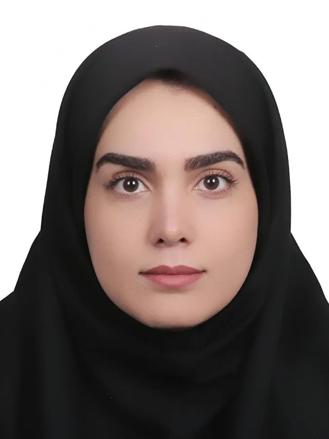 ساره اشجاری دکترای پزشکی