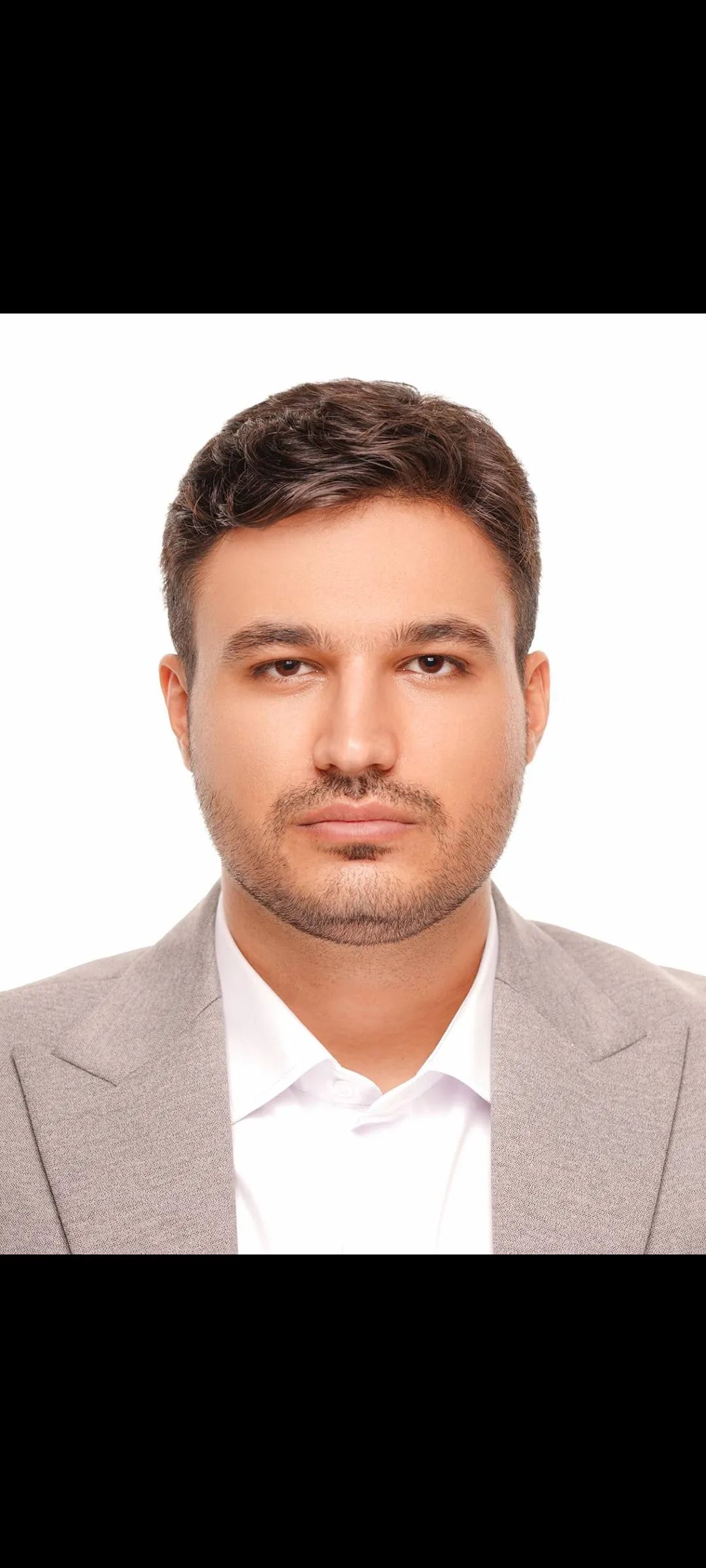 میلاد عزیزی دکترای پزشکی