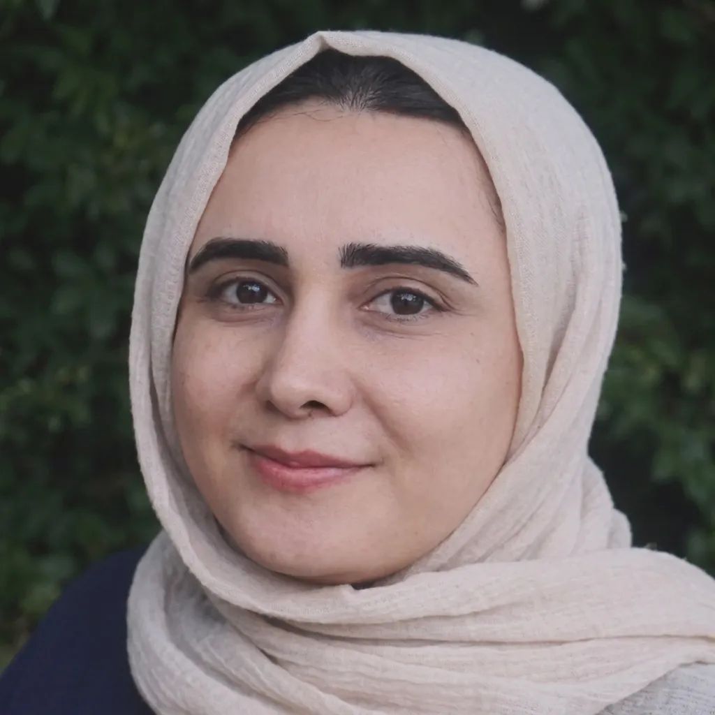 ویدا قهرمانی کلیشمی کارشناس ارشد روانشناسی عمومی