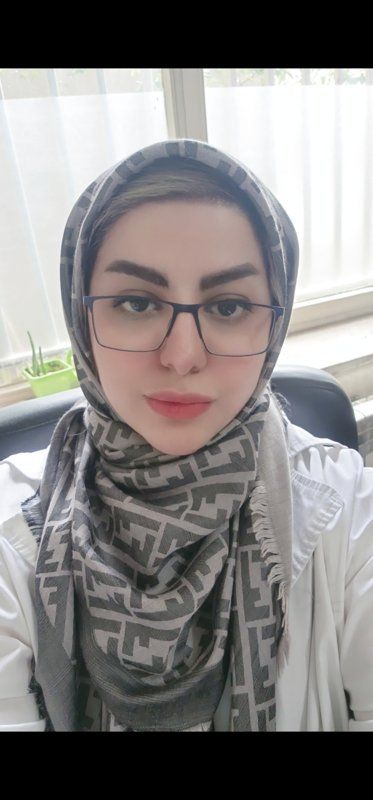 دکتر یاسمین شیخ زاده پزشک عمومی
