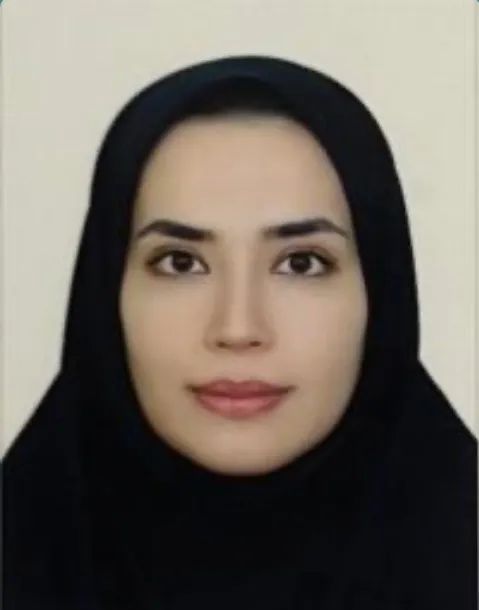 فاطمه غیاثی شاهم آبادی دکترای پزشکی