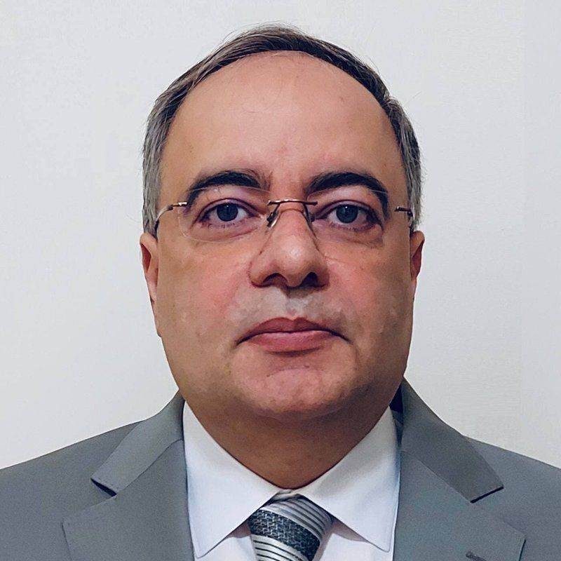 دکتر رضا توکلی زاده