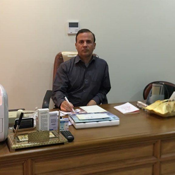دکتر منوچهر نائینی کاشانی