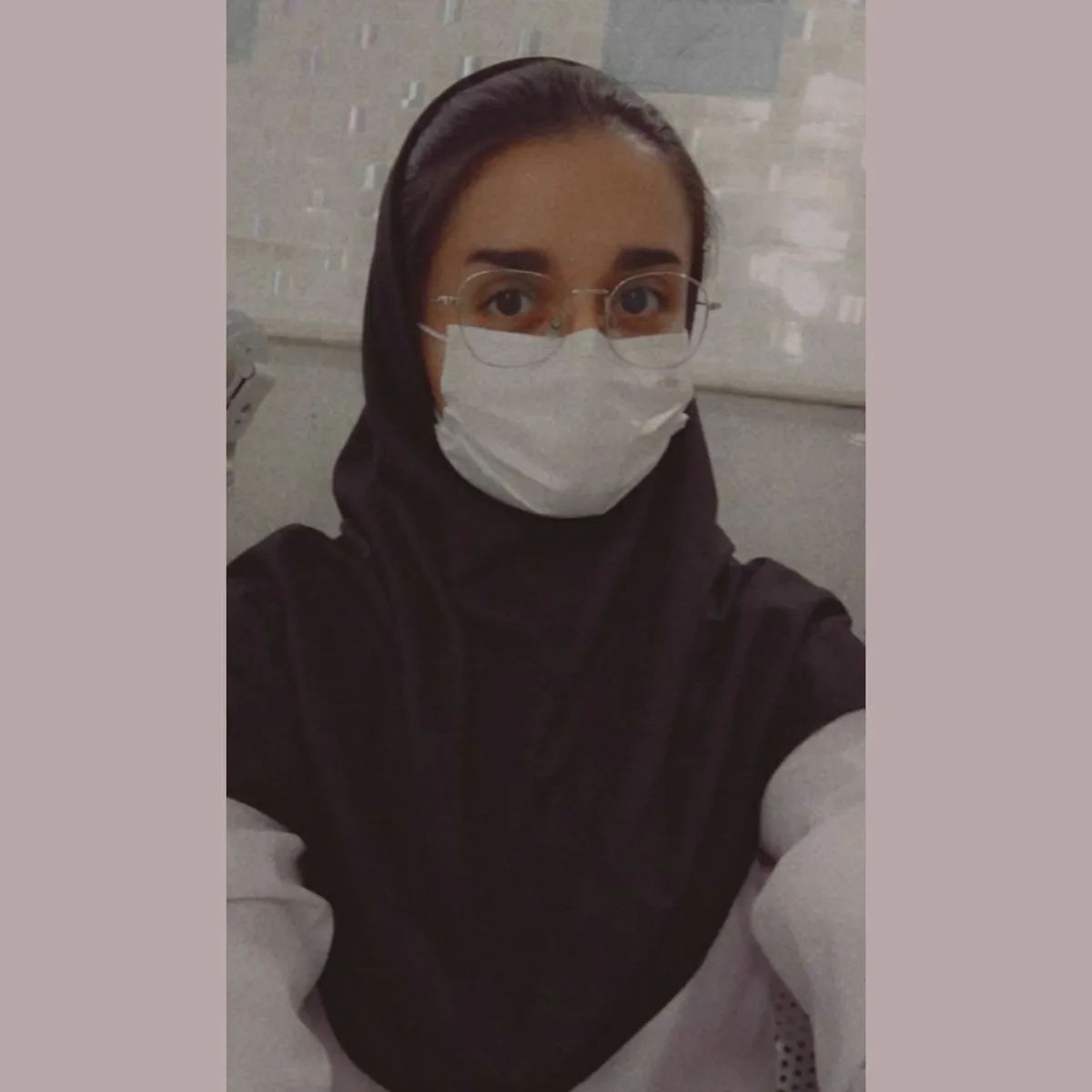 سیده زهرا حسینی کارشناس مامایی